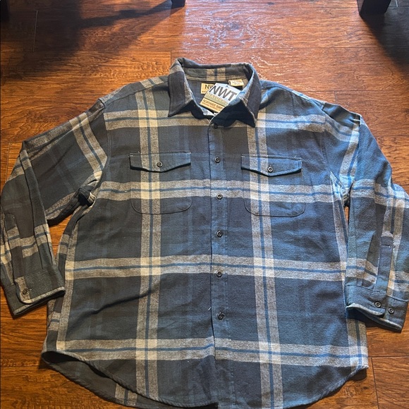 Northwest Territory Gray and Blue Plaid Button Down Shirt size XLarge NWT - Picture 2 of 7